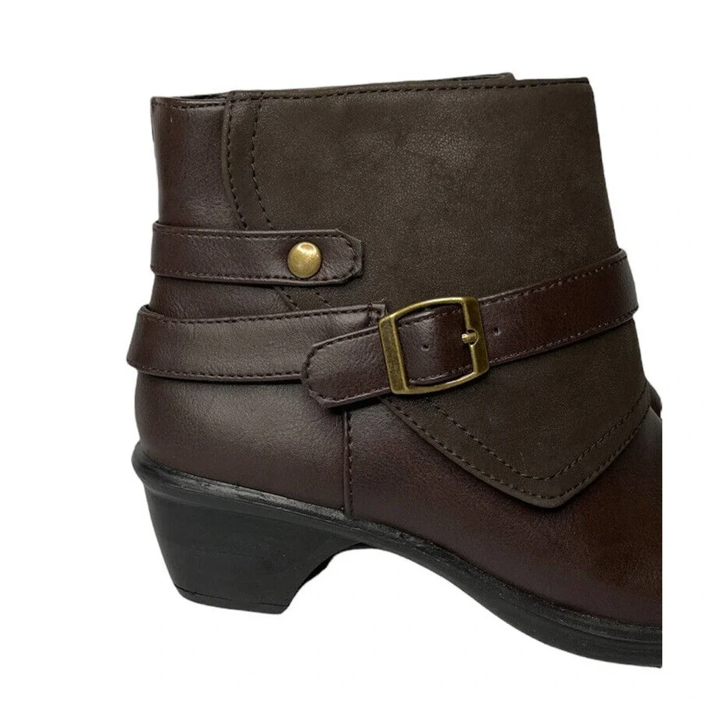 NEW Womens Easy Street Amanda Buckle Faux Brown Leather Ankle Boots Booties Sz 7 - Picture 3 of 10